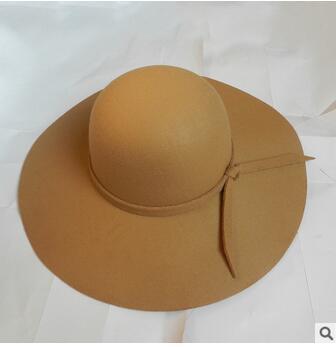Wide Lady Hat